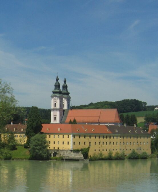 Klosterkirche und Schloss Vornbach